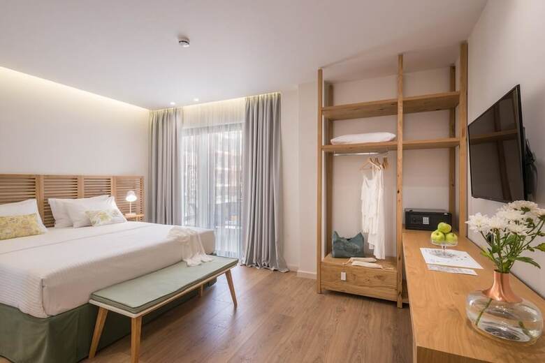 Glow Boutique Hotel & Suites
