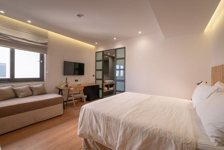 Glow Boutique Hotel & Suites