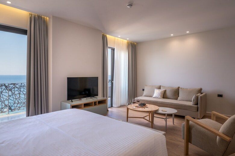 Glow Boutique Hotel & Suites