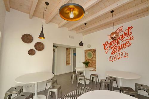 Hostal Son Of A Beach Hostel