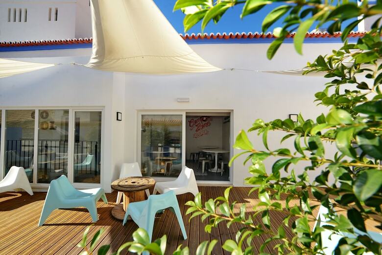 Hostal Son Of A Beach Hostel