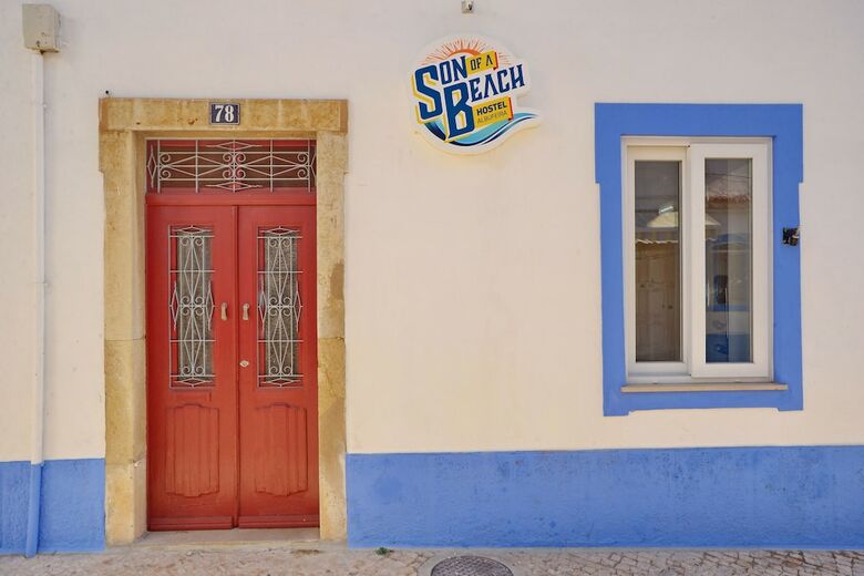 Hostal Son Of A Beach Hostel