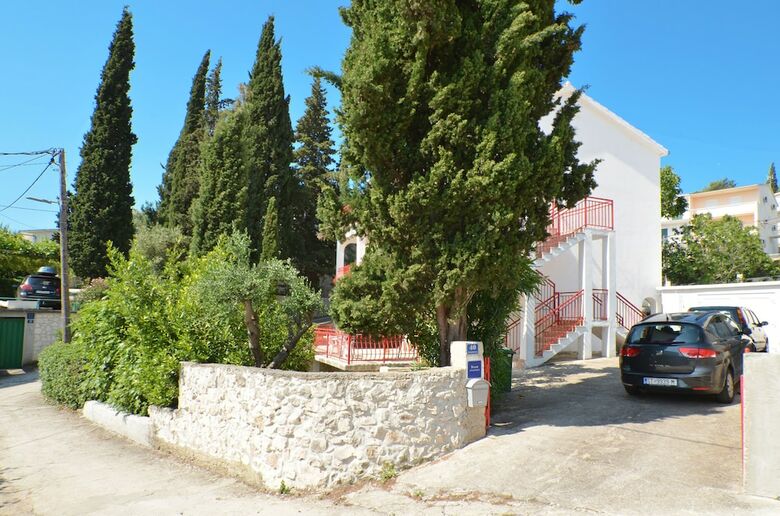 Apartment House Juretic