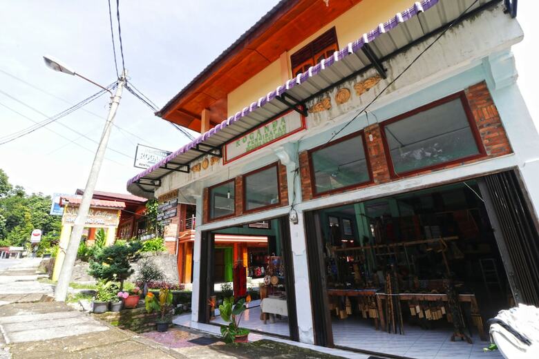 Hotel Roganda Guest House