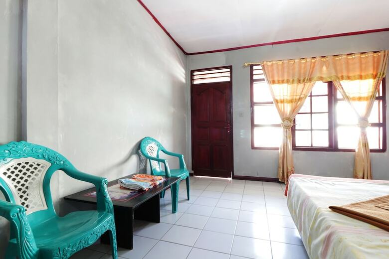 Hotel Roganda Guest House