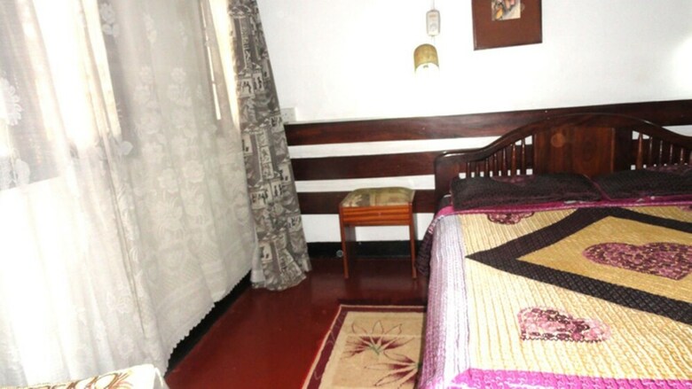 Hotel Athina Club House