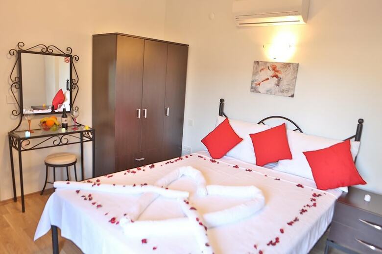 Merla Kas Villa Otelleri