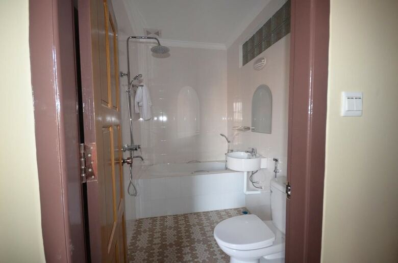 Inle Strand Hotel
