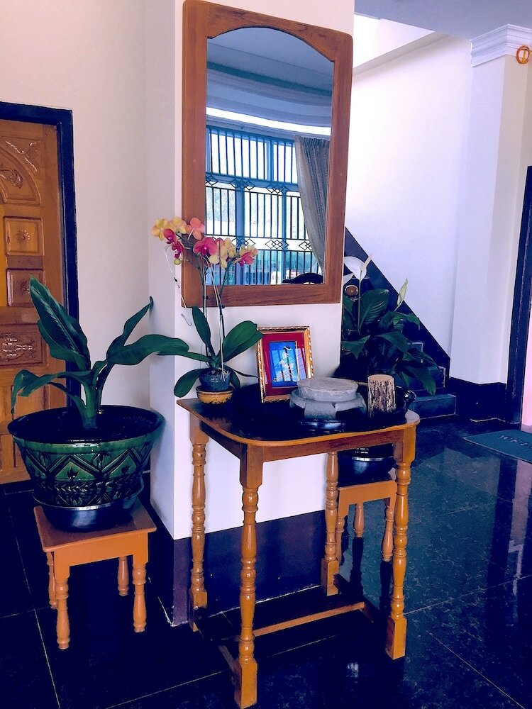 Inle Strand Hotel