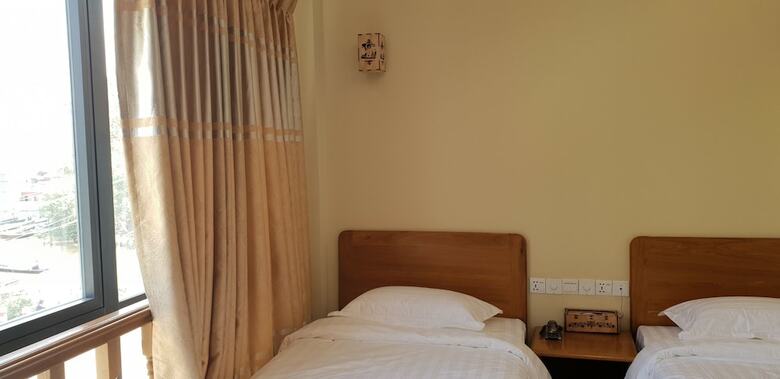 Inle Strand Hotel