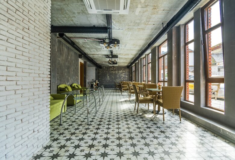 Hotel London