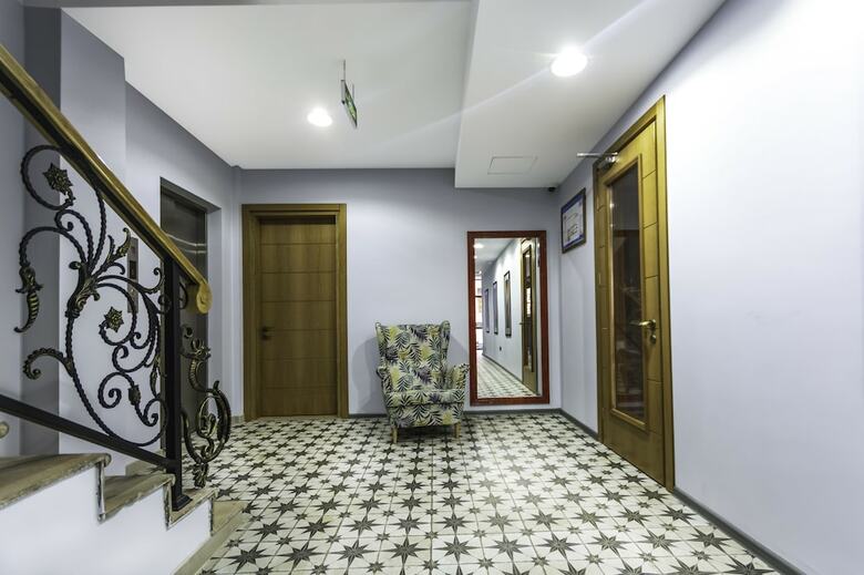 Hotel London