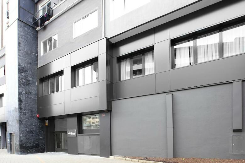 Hotel Eibarrooms Auto Check-in