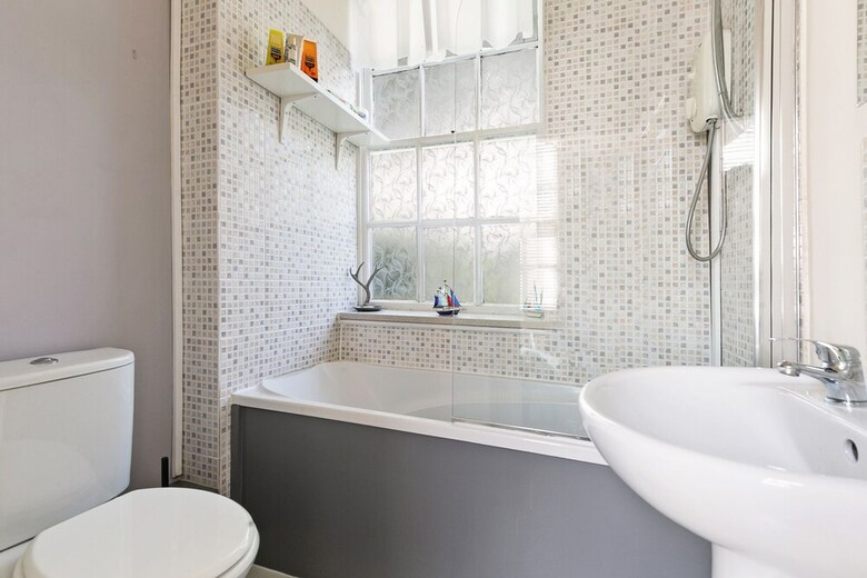 Apartamentos City Centre Gem With Parking