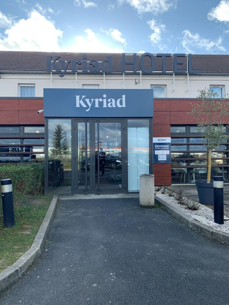 Hotel Kyriad Crepy En Valois