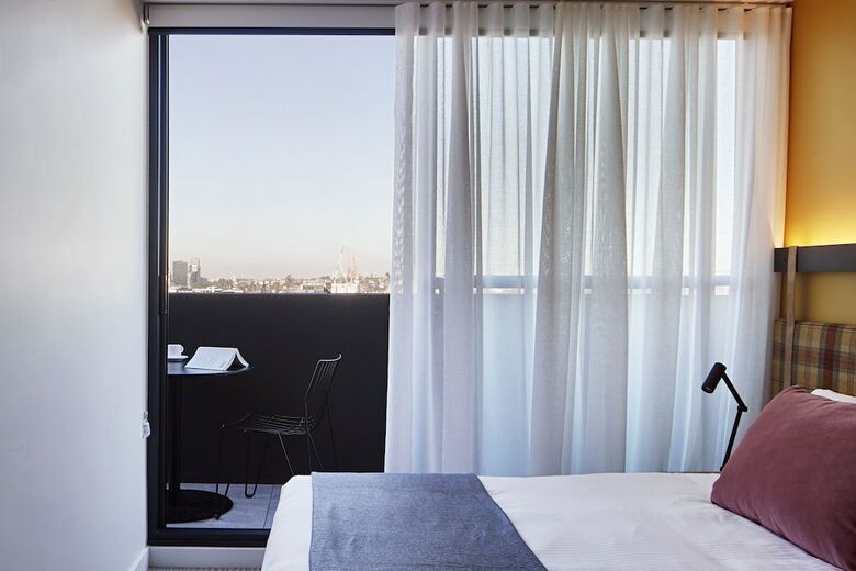 Apartamentos Lanbruk Richmond Hill
