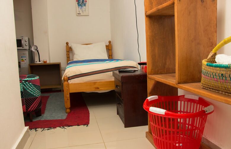 Bed & Breakfast Eastwest Hospitality