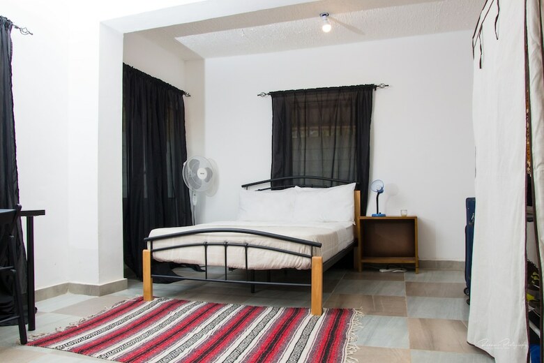 Bed & Breakfast Eastwest Hospitality