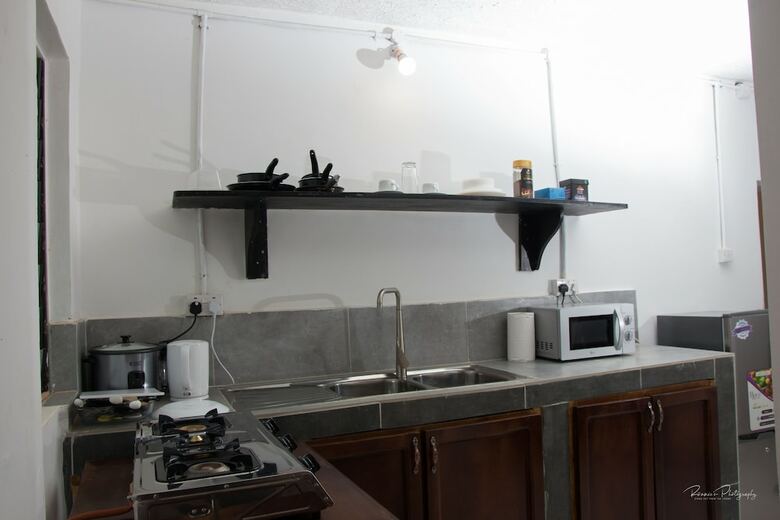 Bed & Breakfast Eastwest Hospitality