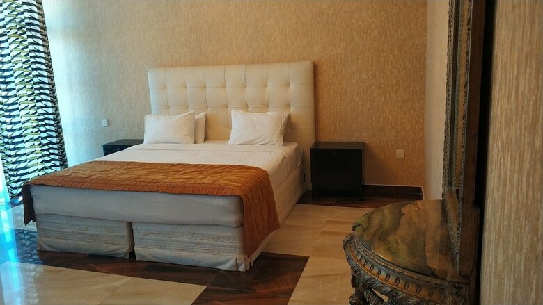 Hotel Khazar Golden Beach