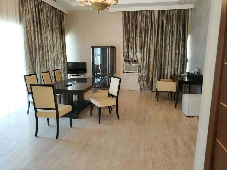 Hotel Khazar Golden Beach