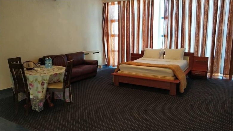 Hotel Khazar Golden Beach
