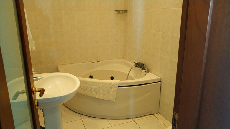 Hotel Khazar Golden Beach
