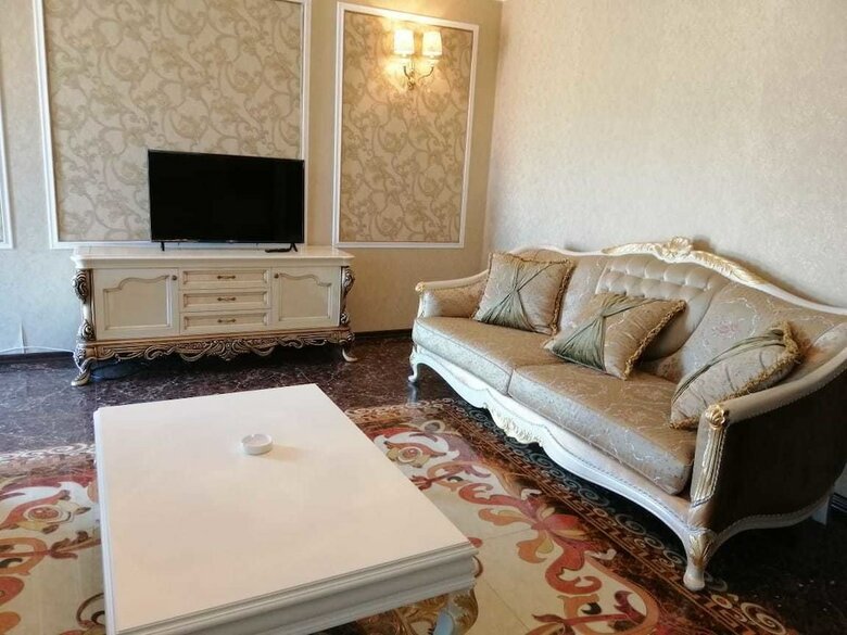 Hotel Khazar Golden Beach