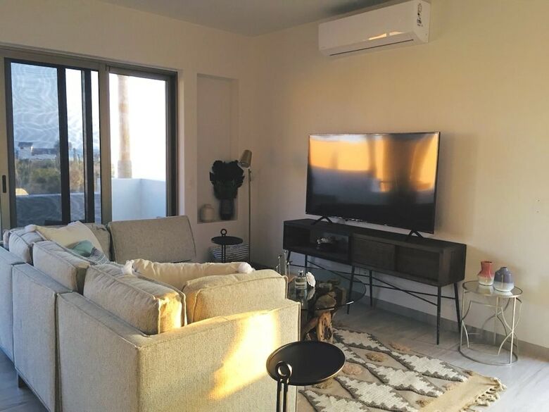 The Freesouls Residences Cerritos Beach