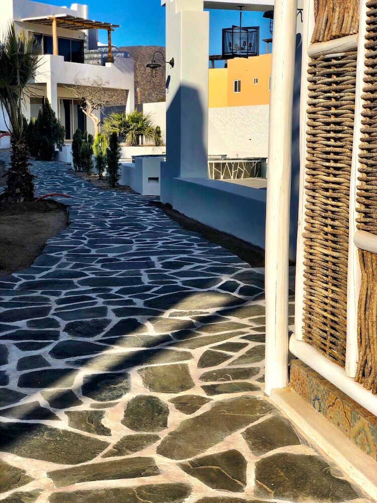 The Freesouls Residences Cerritos Beach