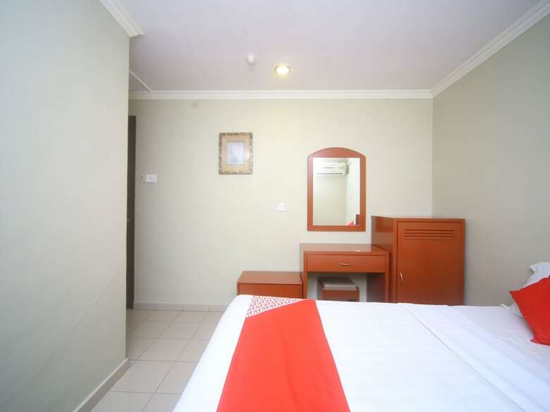 Oyo 1027 Hotel London