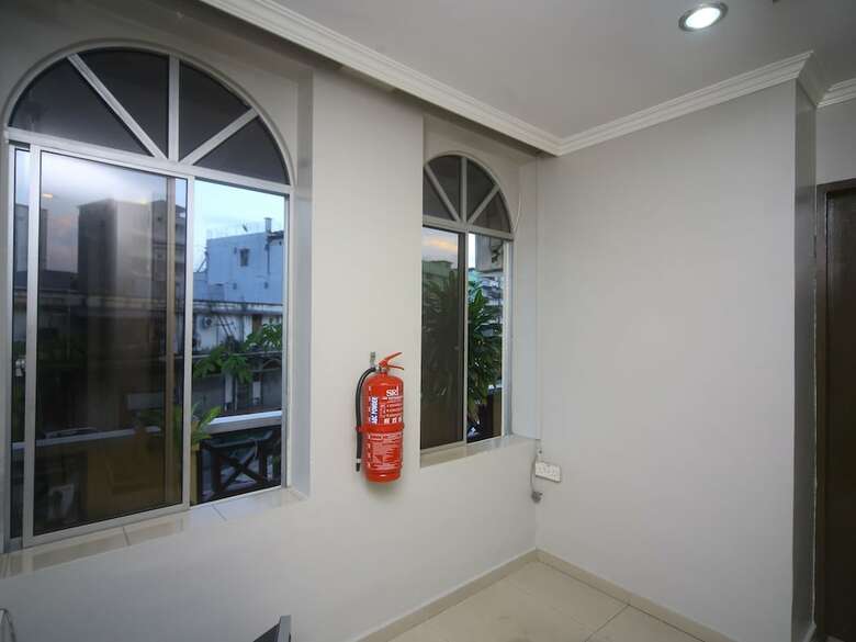 Oyo 1027 Hotel London