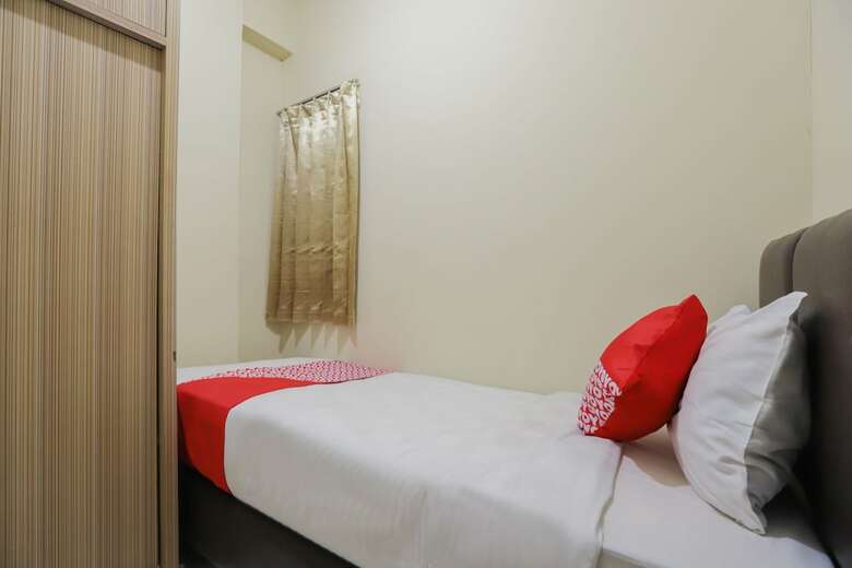 Oyo 909 Lauv Room Grand Centerpoint