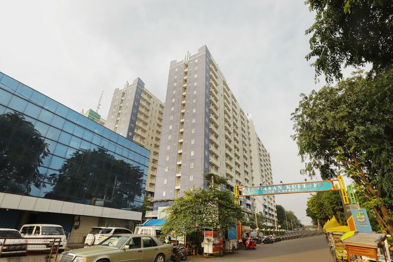 Oyo 909 Lauv Room Grand Centerpoint