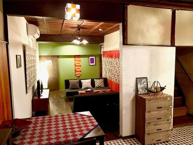 Good Old Japanese Inn (217-2)