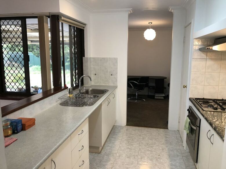 Riverton Lodge - Walk To Shopping Centre