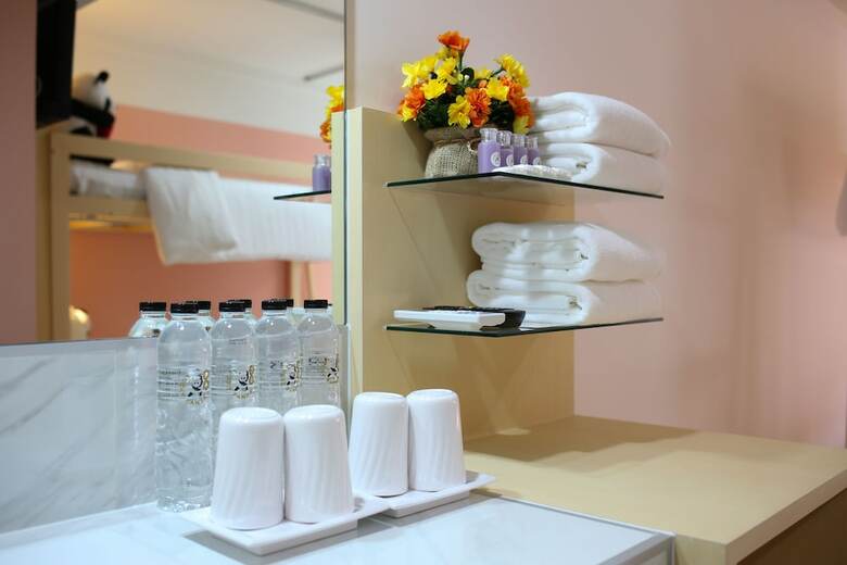 Hostal Lucky Panda Hotel - Hostel
