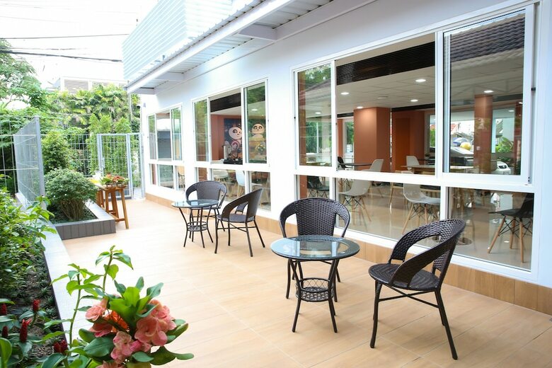 Hostal Lucky Panda Hotel - Hostel
