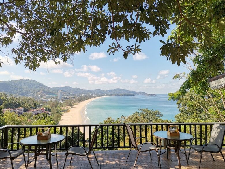 Hotel On The Hill Karon Resort