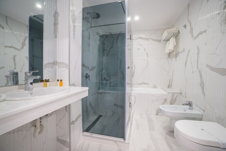 Hotel Perla Beach Luxury