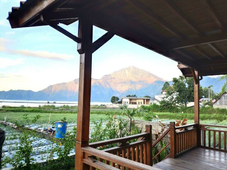 Villa Kedisan Lake View By Atharva Bali