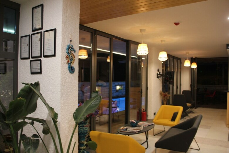Posada Yerli Otel Alacati