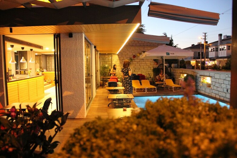 Posada Yerli Otel Alacati