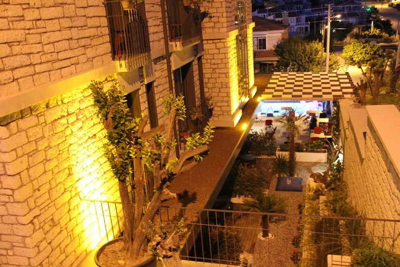 Posada Yerli Otel Alacati