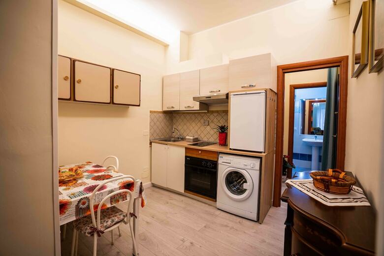 Rocca Di Cerere Apartments