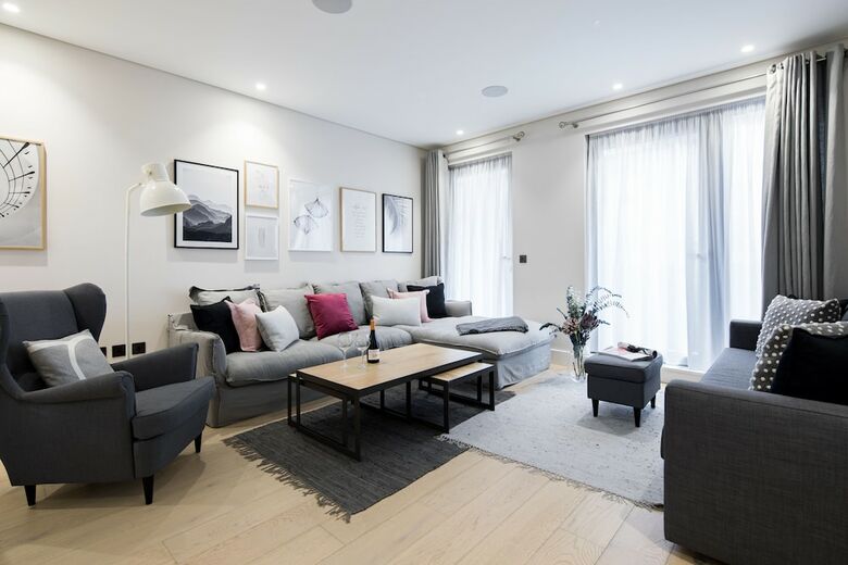 Apartamentos VI Castle Lane