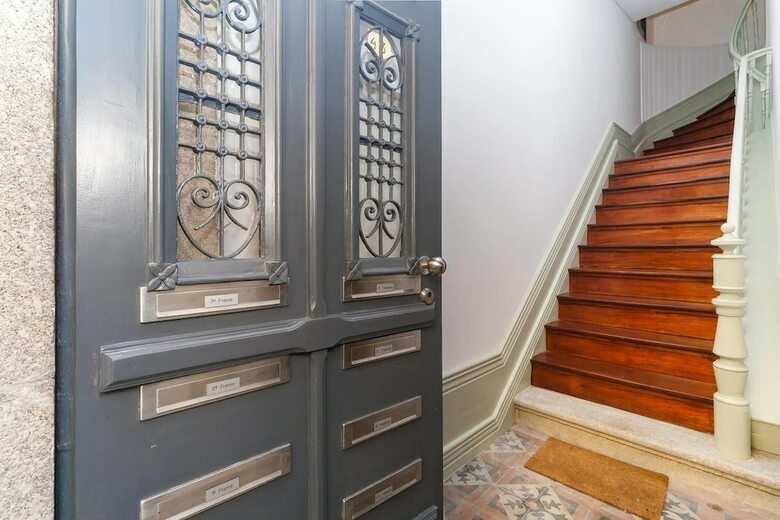 Downtown Charming And Quiet Apartment