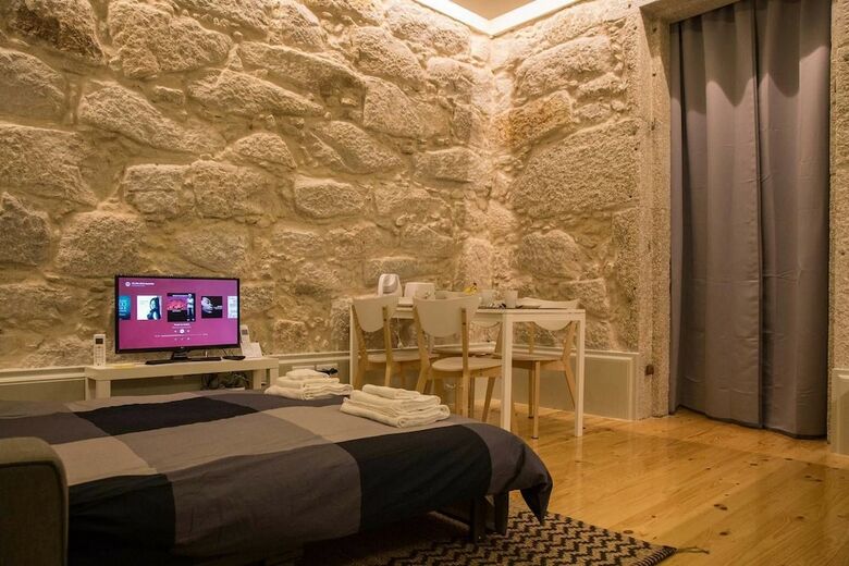 Downtown Charming And Quiet Apartment