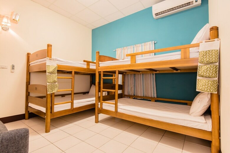Bed & Breakfast Elug Homestay