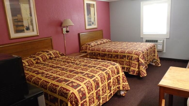 Town House Motel